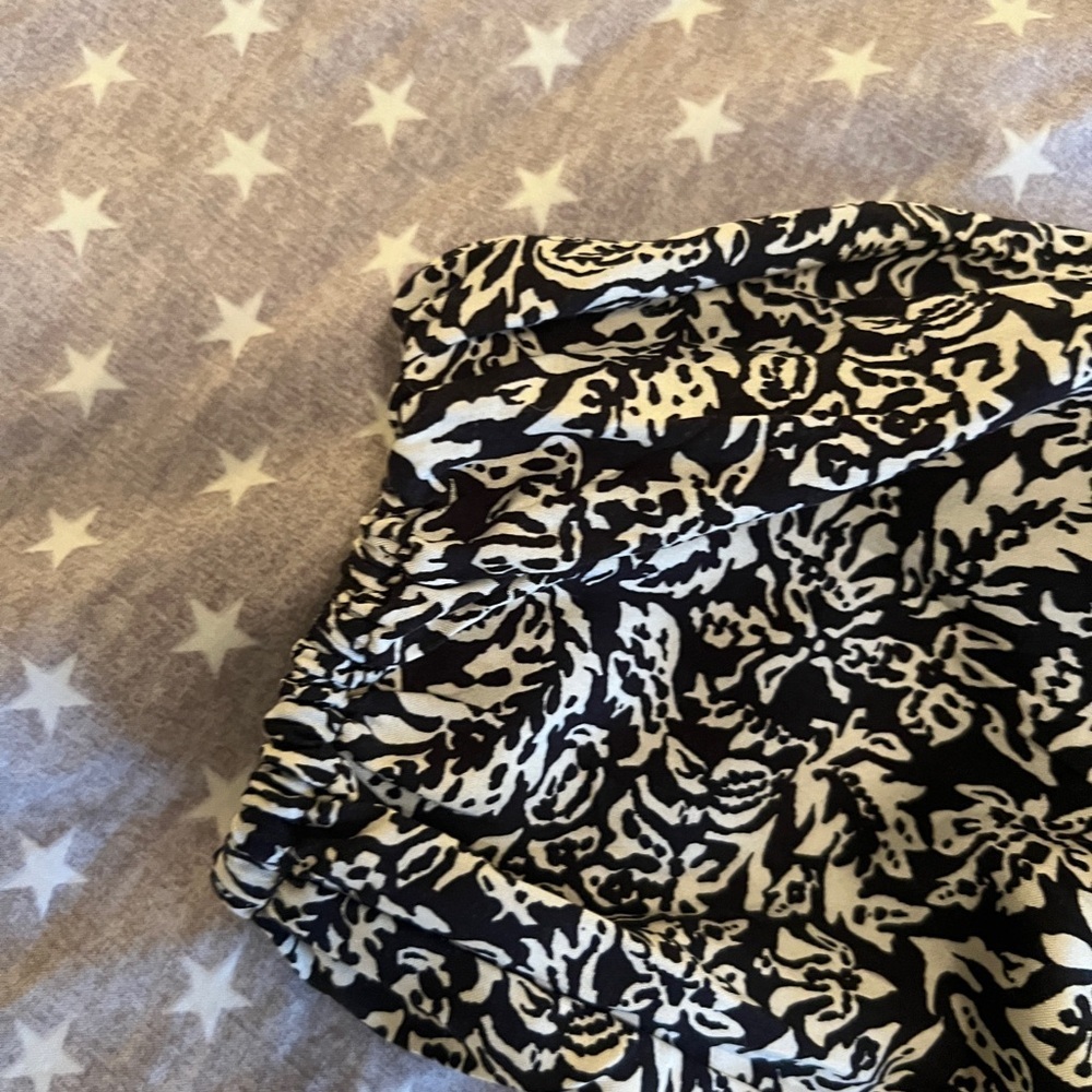 GAP Smocked Splitneck Mini Dress NWOT size M black and white - Picture 5 of 6